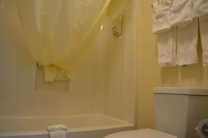 Room 13 of 49