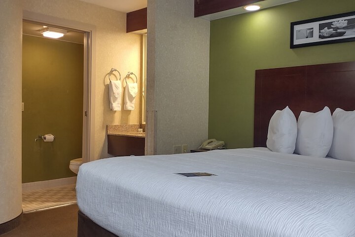 Room 14 of 31
