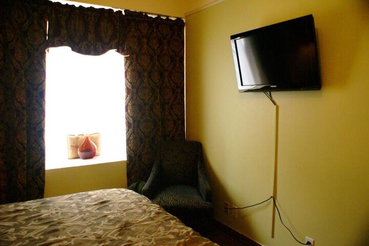 Room 30 of 51