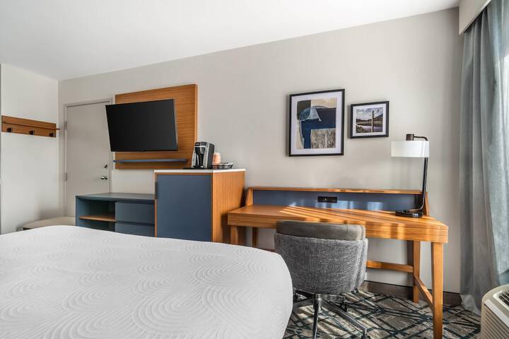 Country Inn & Suites by Radisson Shelby, NC