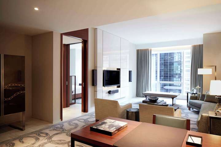 Room 51 of 103