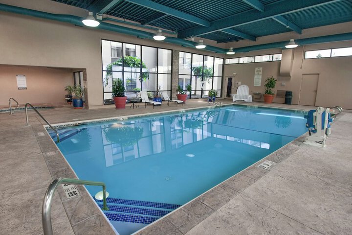 Pool 4 of 43
