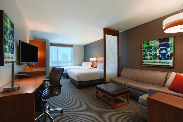 Room 13 of 35