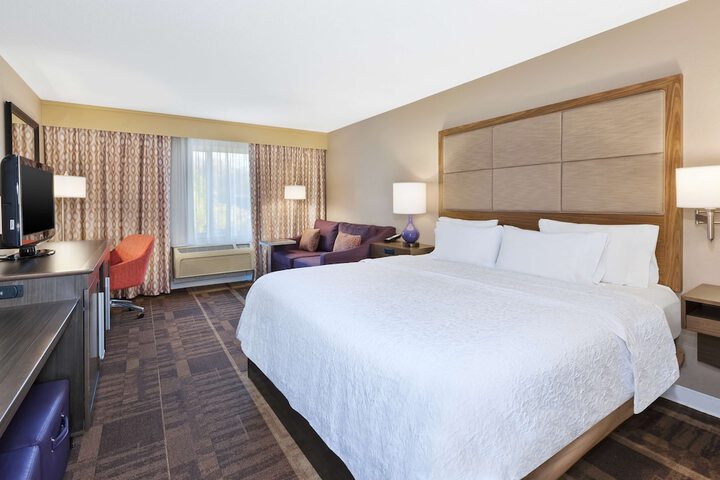 Room 10 of 20