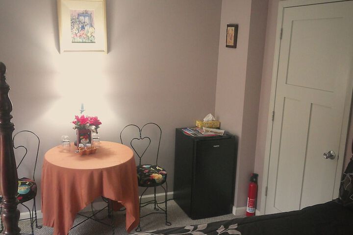 Room 81 of 154