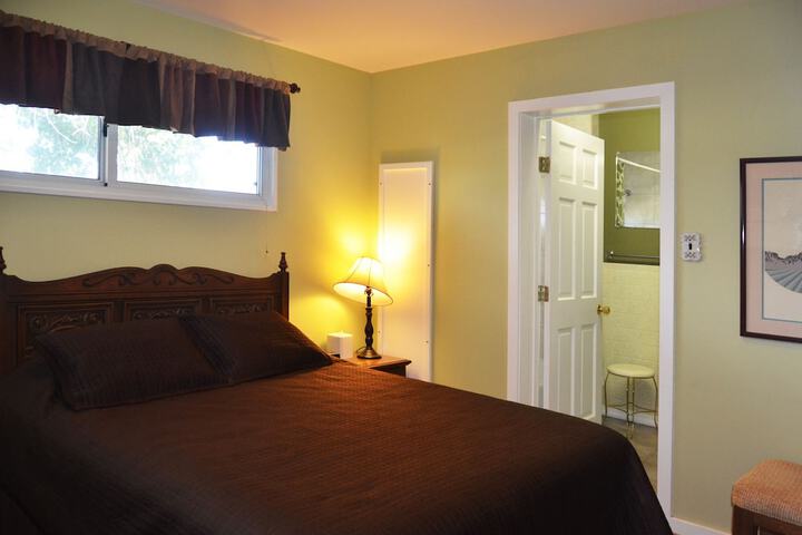Room 10 of 30