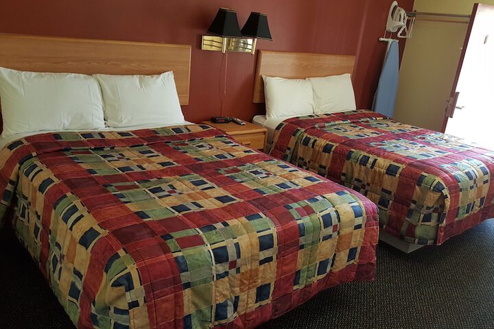 Room 16 of 21