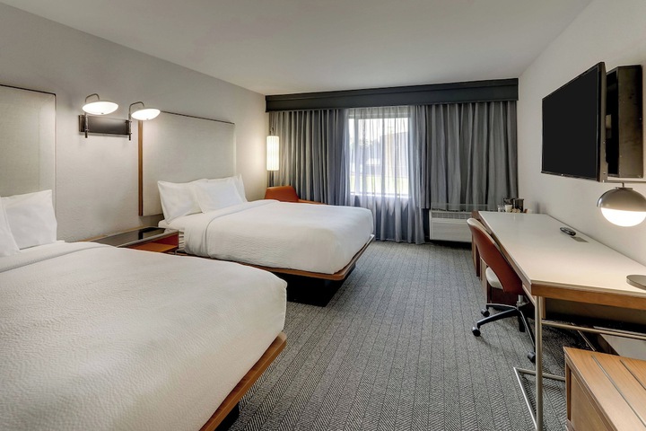Room 16 of 39