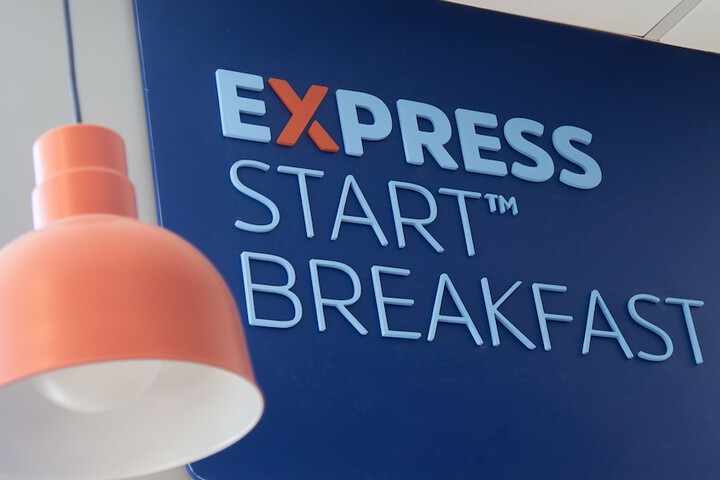 Holiday Inn Express & Suites Panama City Beach - Beachfront by IHG