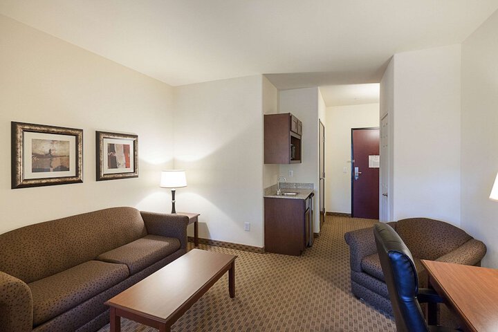 Room 33 of 57