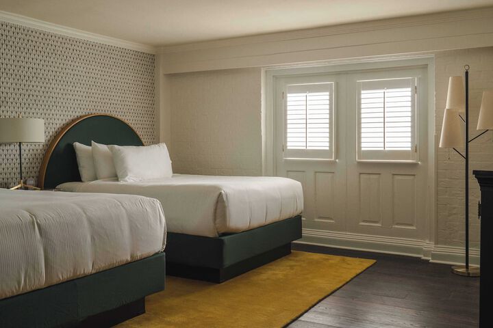 Room 100 of 147