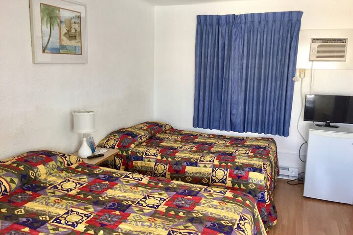 Room 15 of 36