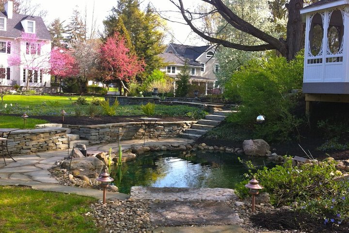 10 Fitch Luxurious Romantic Inn
