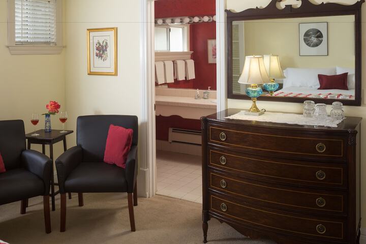 Room 30 of 107