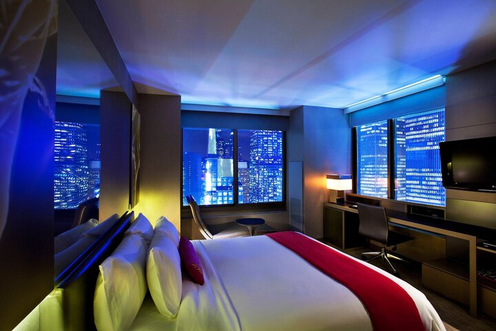 Room 17 of 92