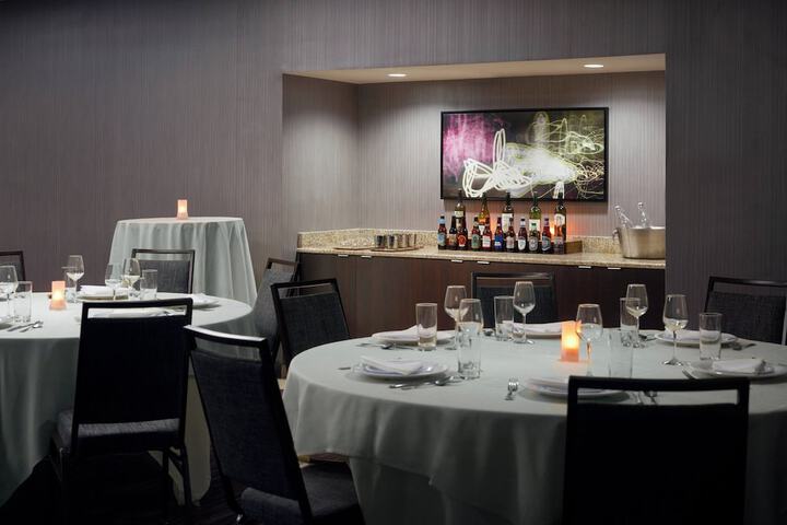 Courtyard by Marriott Fayetteville