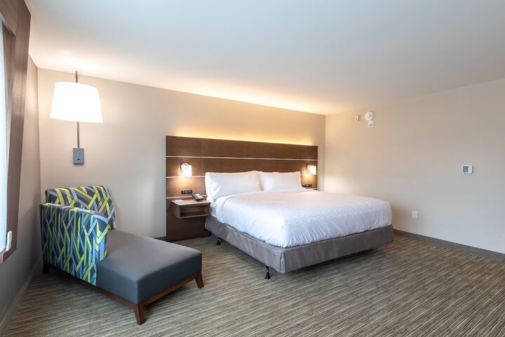 Room 29 of 49