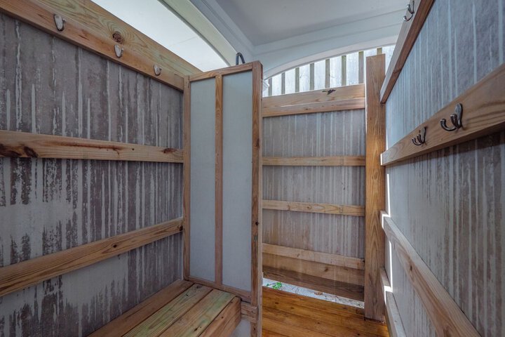 Surfside Cottage by Topsail Realty