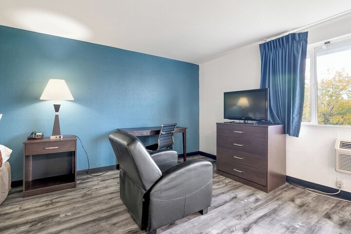 Room 16 of 25