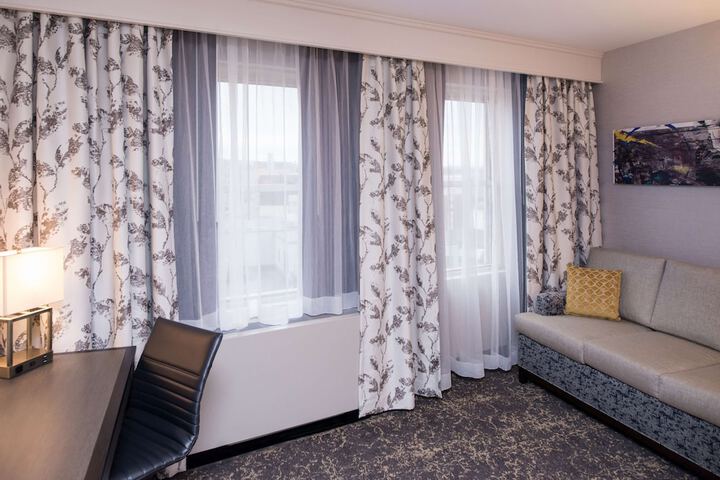 Room 34 of 118