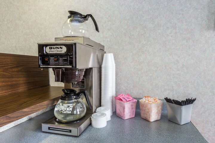 Breakfast/Coffee Service 16 of 16
