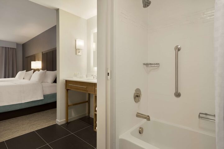 Room 38 of 54