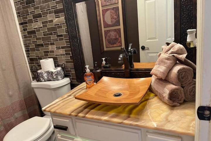 1Min to Percy Priest Lake 2 Masters Quiet Family Home