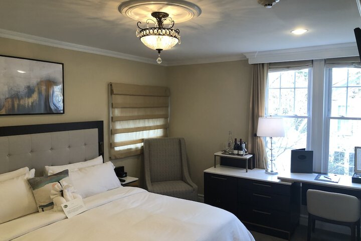 Room 43 of 117