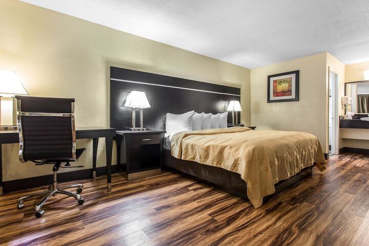 Room 20 of 30
