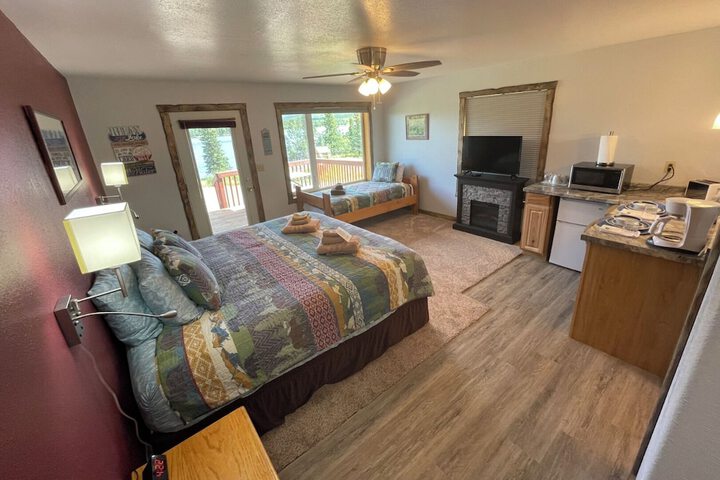 Denali Lakeview Inn