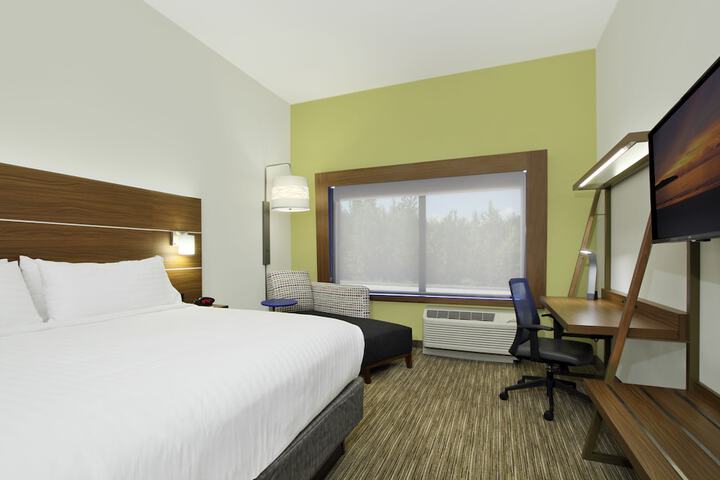 Room 21 of 40