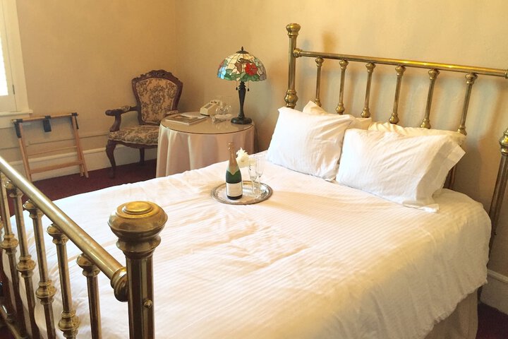Room 20 of 44