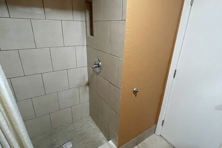 Room 39 of 45