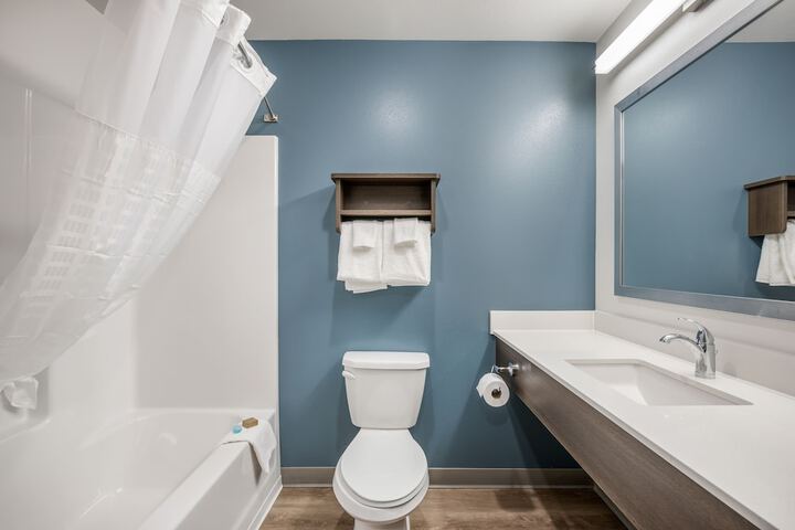 WoodSpring Suites Libertyville - Chicago
