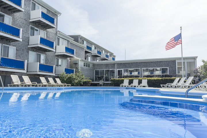 Pool 4 of 31