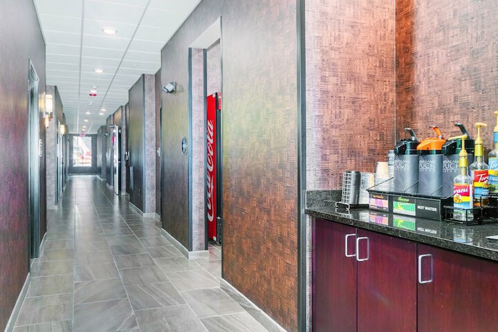 Cobblestone Hotel and Suites Janesville