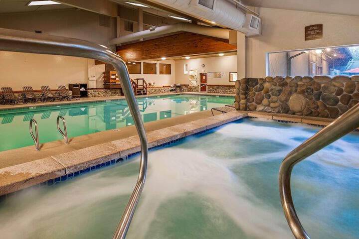 Best Western Plus Tree House