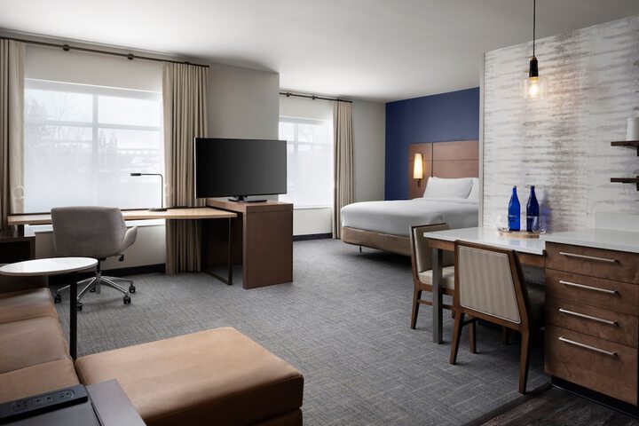 Room 44 of 92
