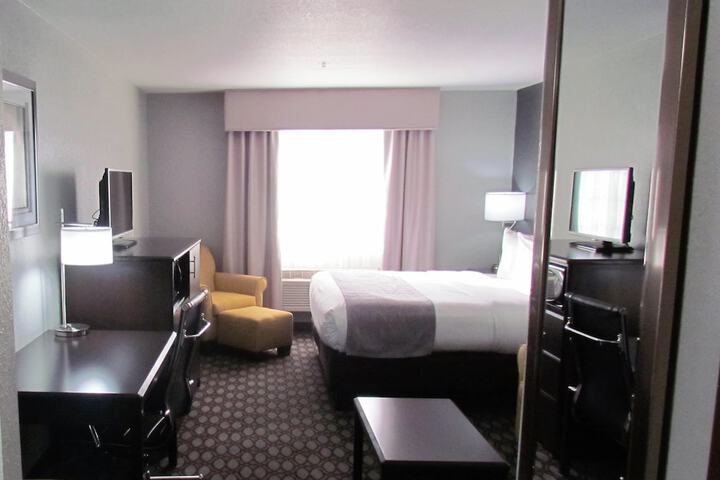 Room 44 of 75