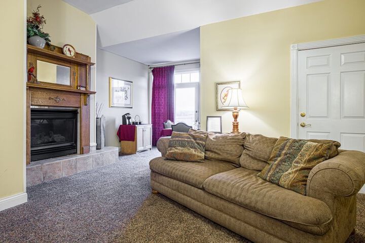 Whitestone Inn