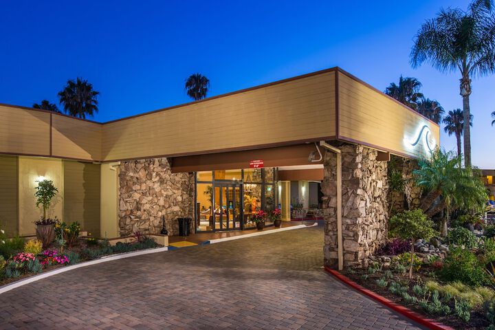 Hotel 2 of 113