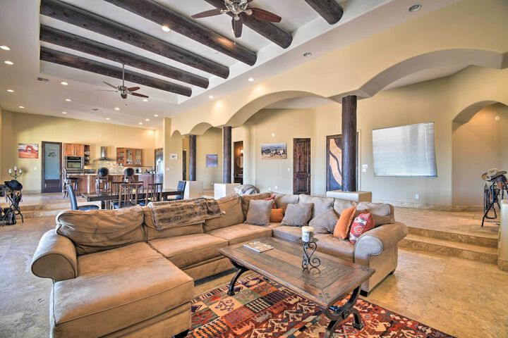 Rio Verde Desert Escape w / Patio & Mountain Views!