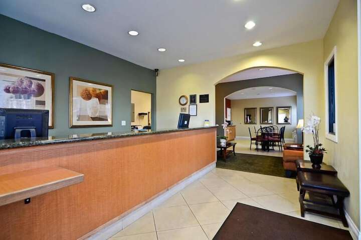 Hotel Interior 9 of 22