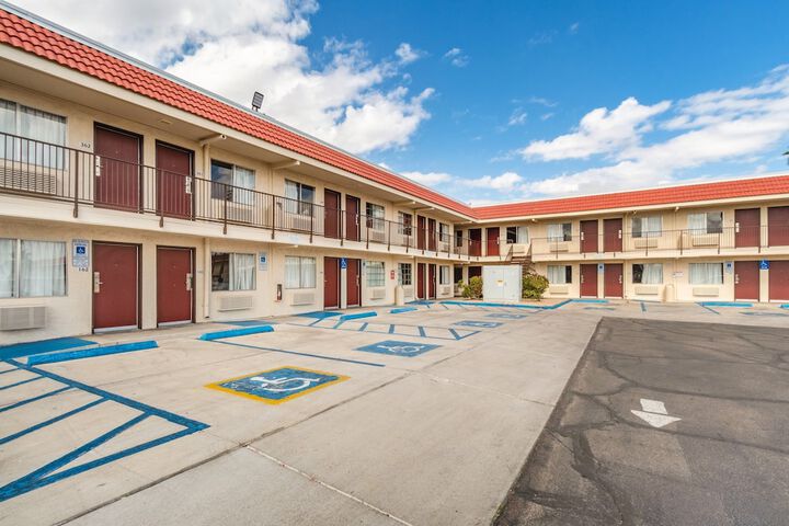 Hotel 5 of 32