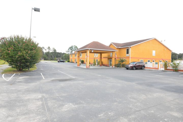 Hotel 8 of 50