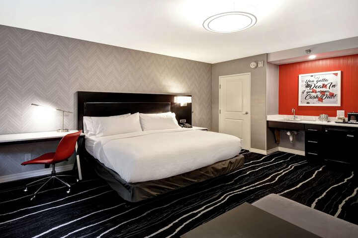 Room 55 of 102