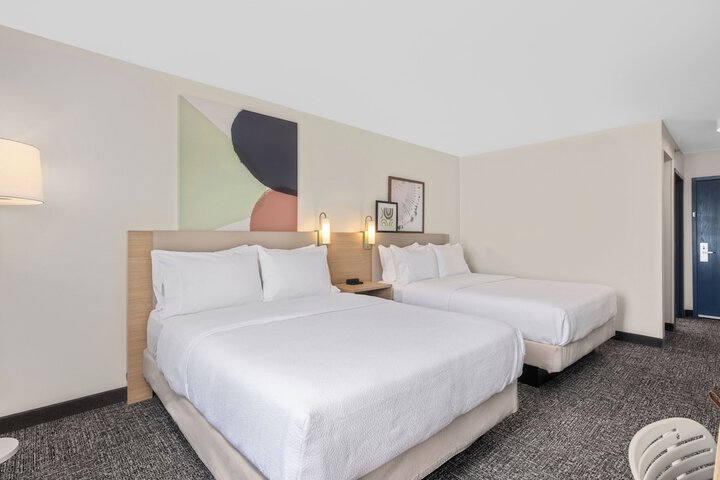 Room 18 of 31