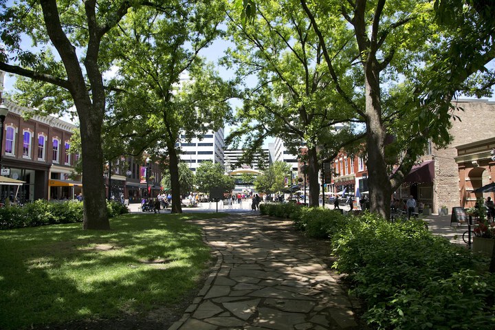 Courtyard by Marriott Knoxville Downtown