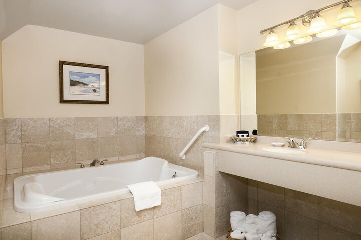 The Bellmoor Inn & Spa