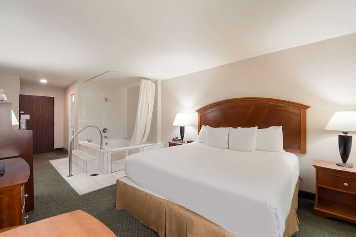 Room 14 of 27